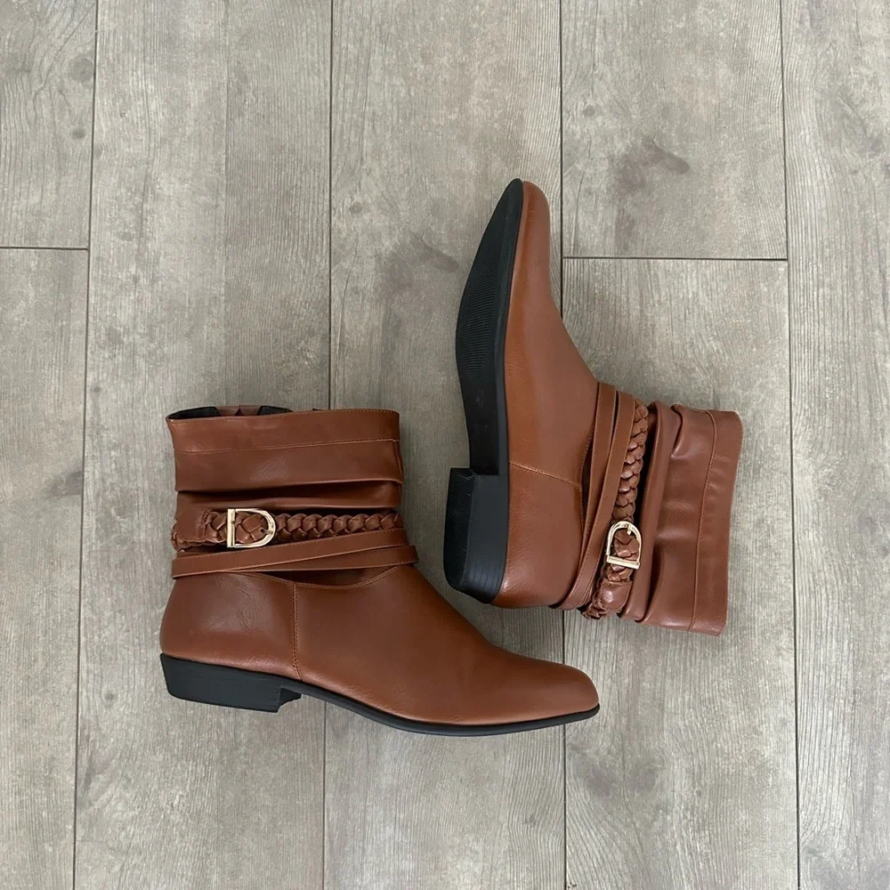 New Comfortview Wide Width Mickey Slouch Bootie Short Ankle Boot Women's size 9M